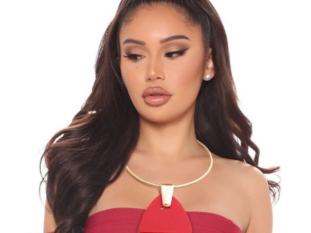 Red Teardrop Burst Necklace Discount